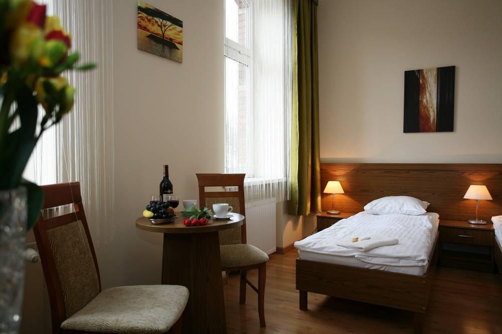 Hotel Arkadia Wałbrzych Rom bilde